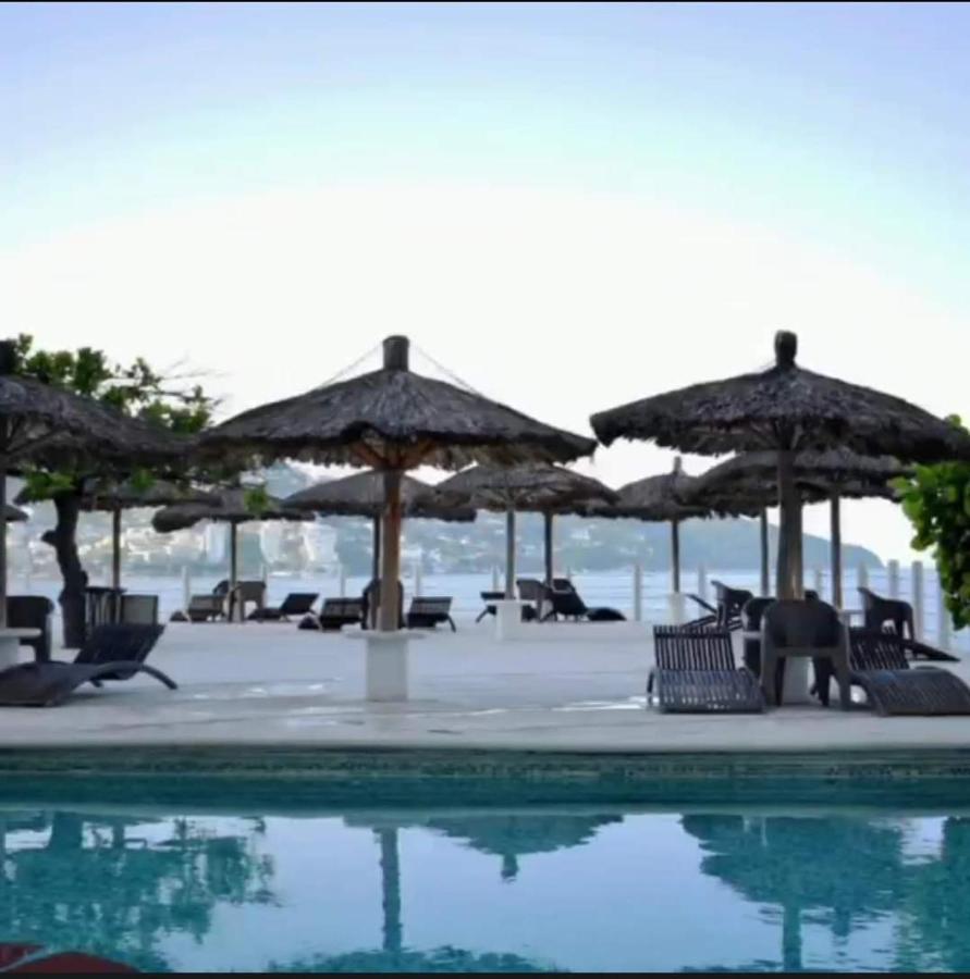 Suite En Torres Gemelas A Pie De Playa 611 Acapulco Bagian luar foto