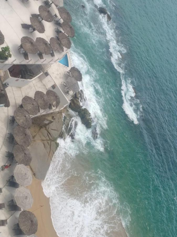 Suite En Torres Gemelas A Pie De Playa 611 Acapulco Bagian luar foto