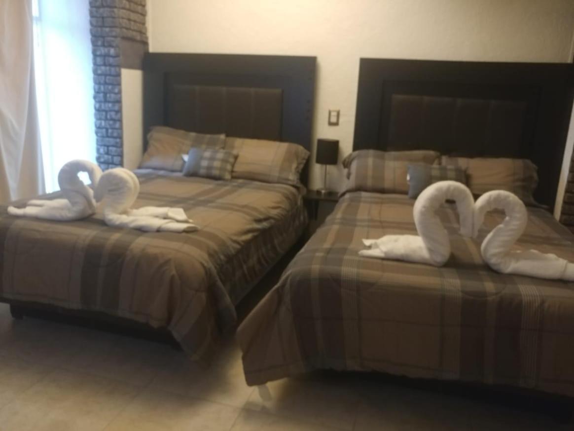Suite En Torres Gemelas A Pie De Playa 611 Acapulco Bagian luar foto