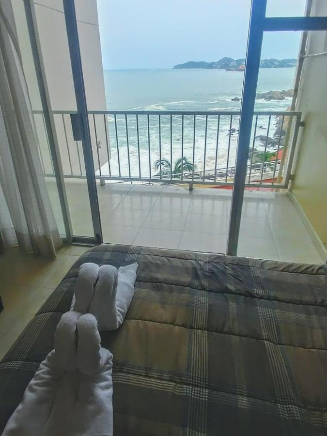 Suite En Torres Gemelas A Pie De Playa 611 Acapulco Bagian luar foto