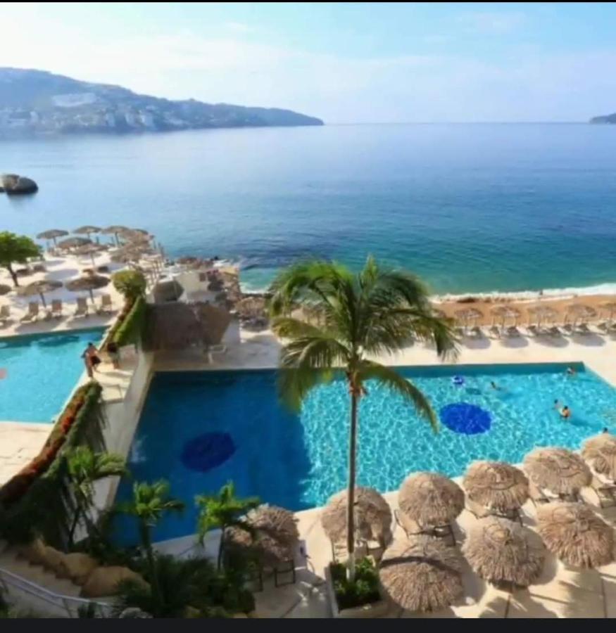Suite En Torres Gemelas A Pie De Playa 611 Acapulco Bagian luar foto